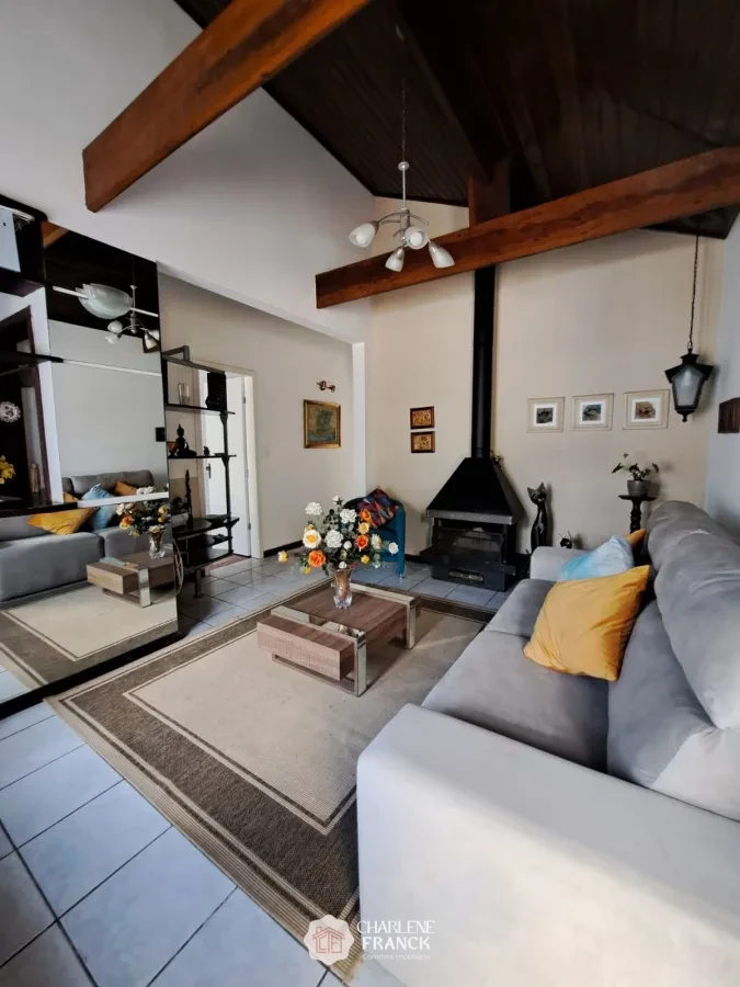 Imagem de CASA NO LARANJAL