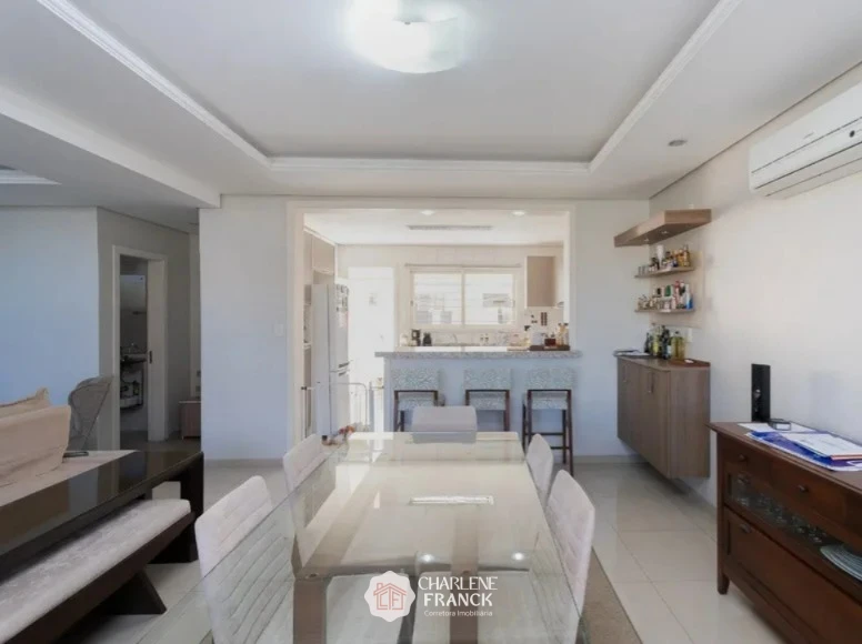 Imagem de EXCELENTE SOBRADO COM 337m² NAS TRES VENDAS