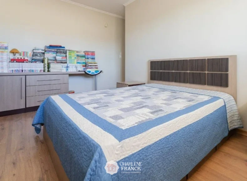 Imagem de EXCELENTE SOBRADO COM 337m² NAS TRES VENDAS