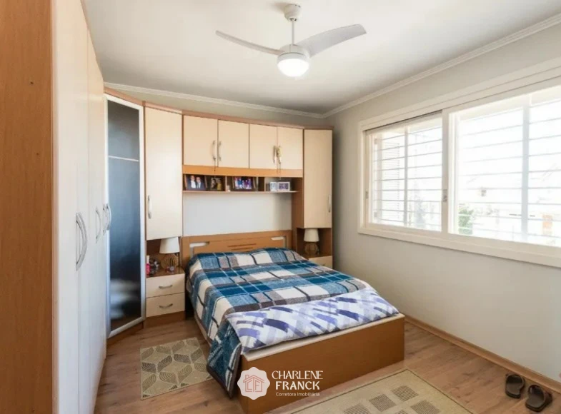 Imagem de EXCELENTE SOBRADO COM 337m² NAS TRES VENDAS