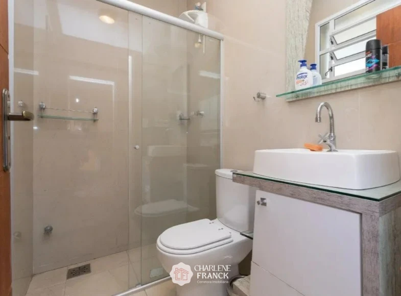 Imagem de EXCELENTE SOBRADO COM 337m² NAS TRES VENDAS