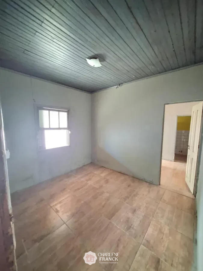 Imagem de AMPLA CASA BAIRRO PORTO