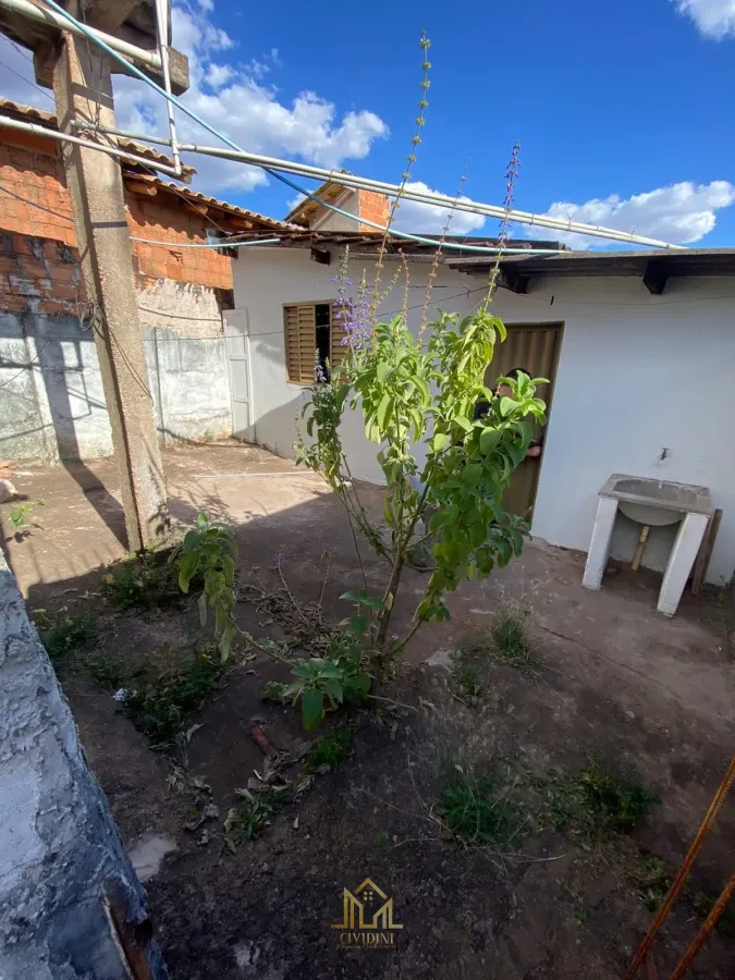 Imagem de Casa à venda no bairro Daniel Fonseca em Uberlândia/MG