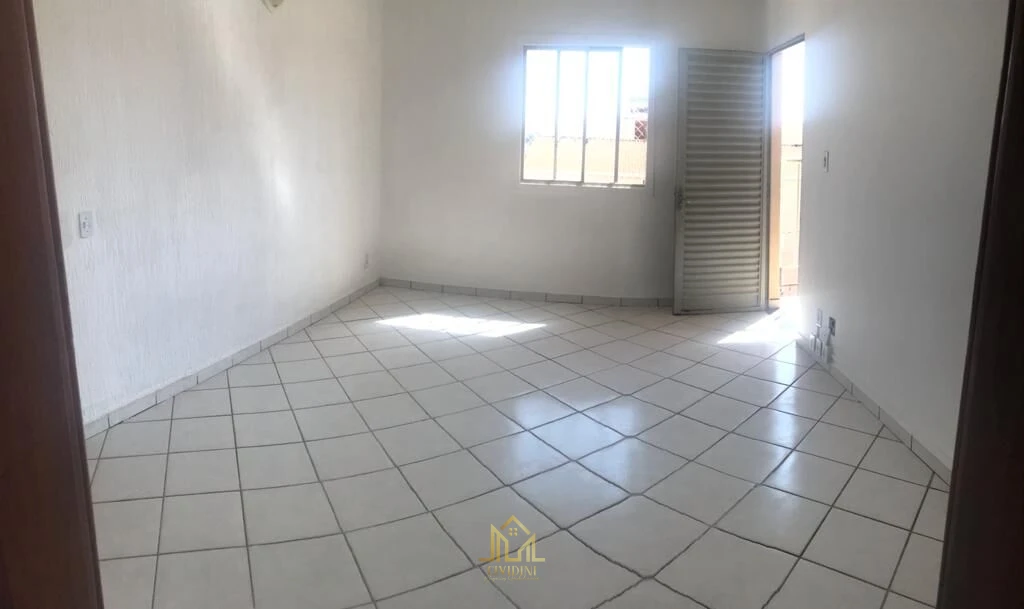 Imagem de Apartamento à venda no bairro Chácaras Tubalina e Quartel em Uberlândia/MG