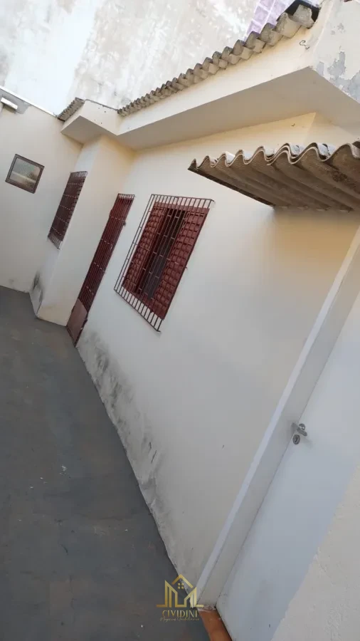 Imagem de Casa à venda no bairro Custódio Pereira em Uberlândia/MG