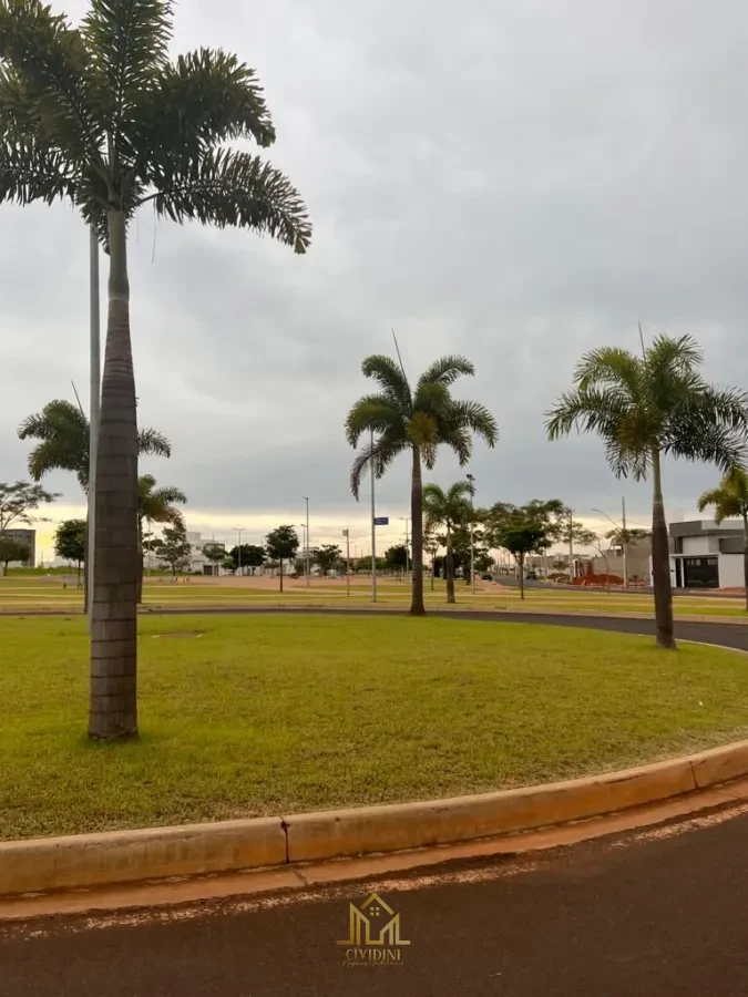 Imagem de Casa à venda no bairro Grand Ville em Uberlândia/MG