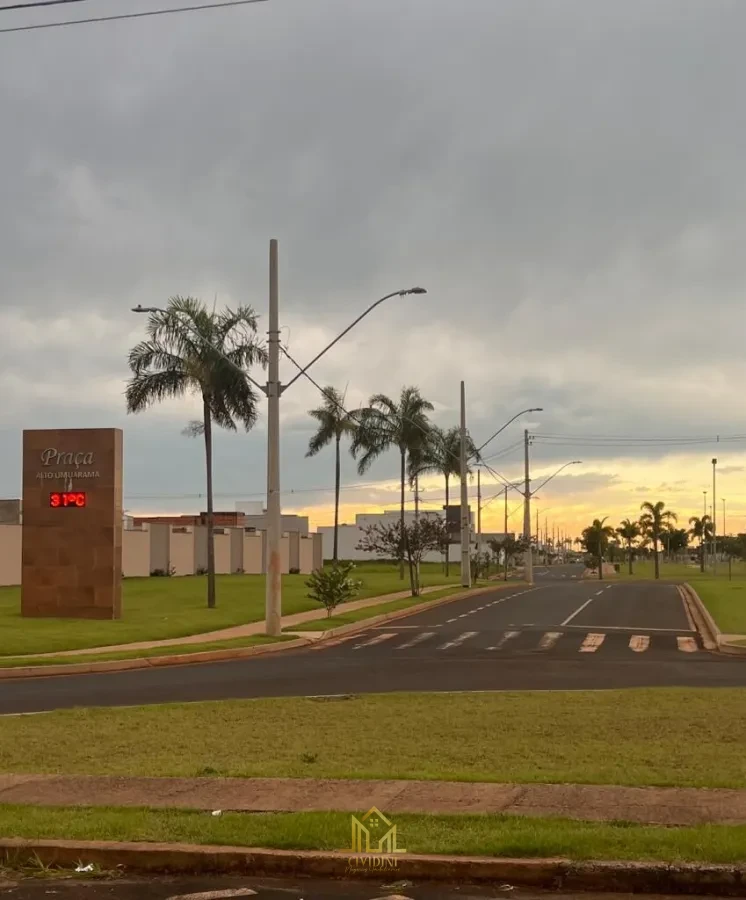 Imagem de Casa à venda no bairro Grand Ville em Uberlândia/MG