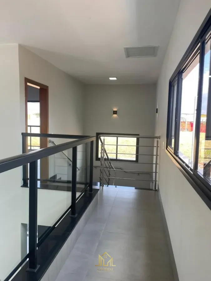 Imagem de Casa à venda no bairro Grand Ville em Uberlândia/MG