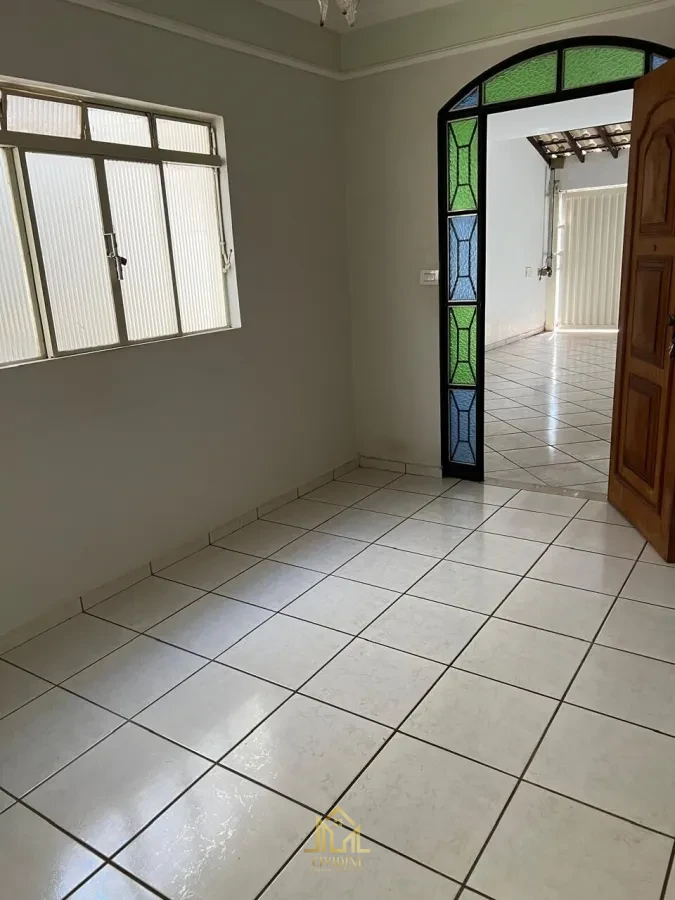 Imagem de Casa à venda no bairro Nossa Senhora Aparecida em Uberlândia/MG