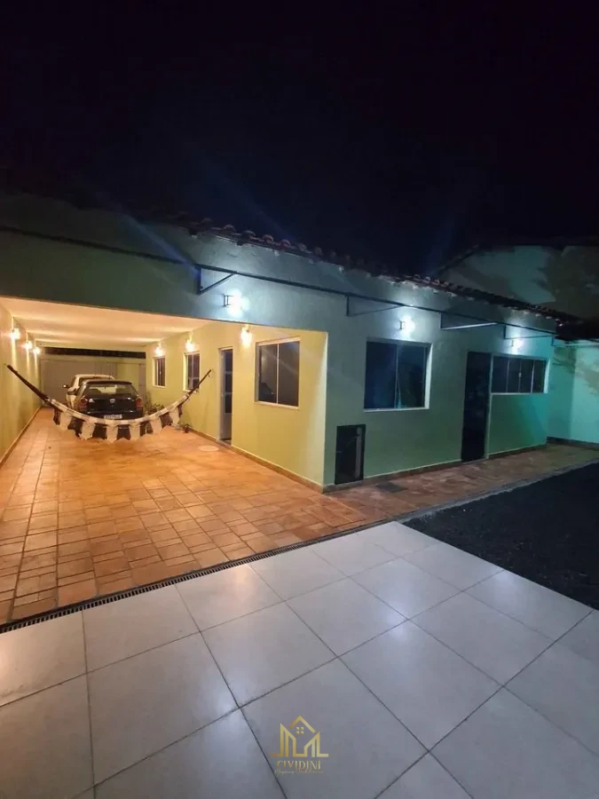 Imagem de Casa à venda no bairro Osvaldo Rezende em Uberlândia/MG