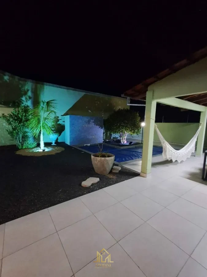 Imagem de Casa à venda no bairro Osvaldo Rezende em Uberlândia/MG