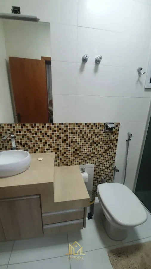 Imagem de Casa à venda no bairro Cidade Jardim em Uberlândia/MG