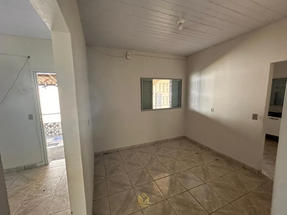 Imagem de Casa à venda no bairro Saraiva em Uberlândia/MG