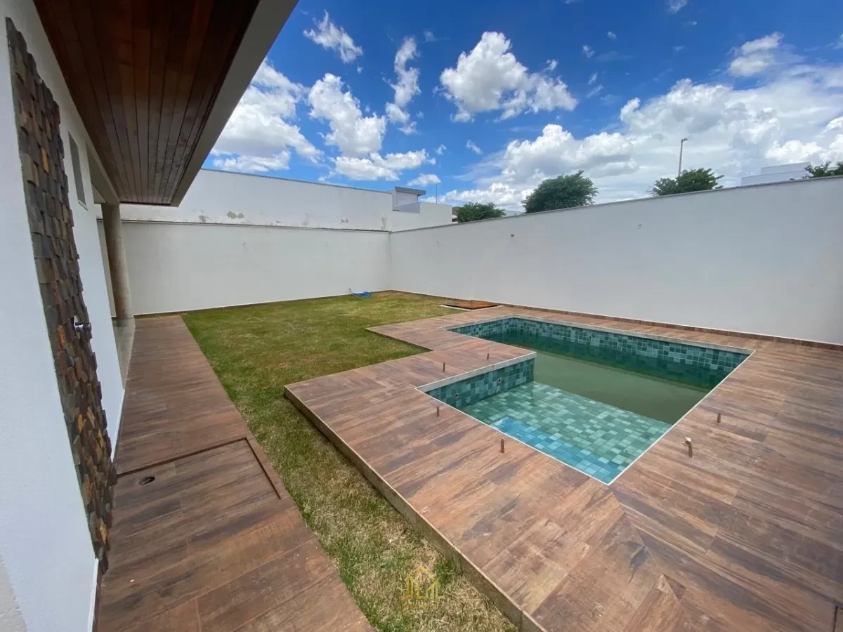 Imagem de Casa à venda no bairro Shopping Park em Uberlândia/MG