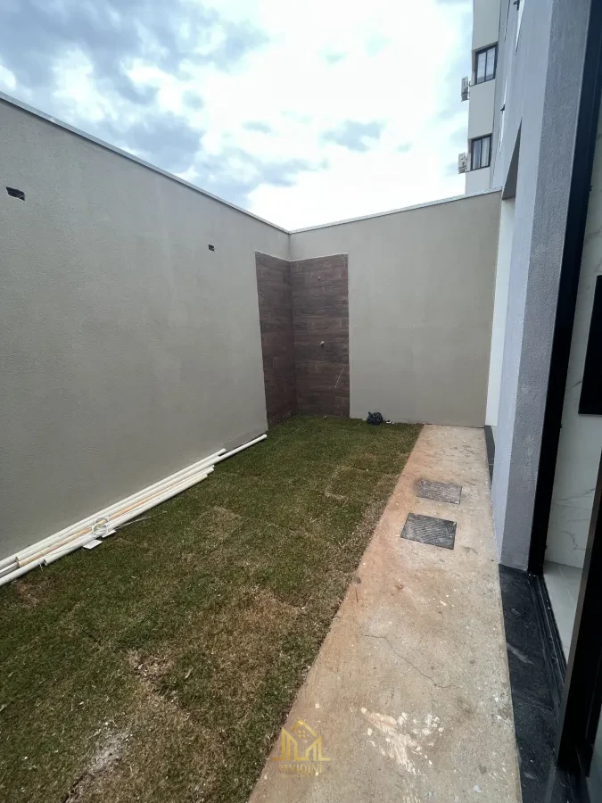 Imagem de Casa à venda no bairro Novo Mundo em Uberlândia/MG