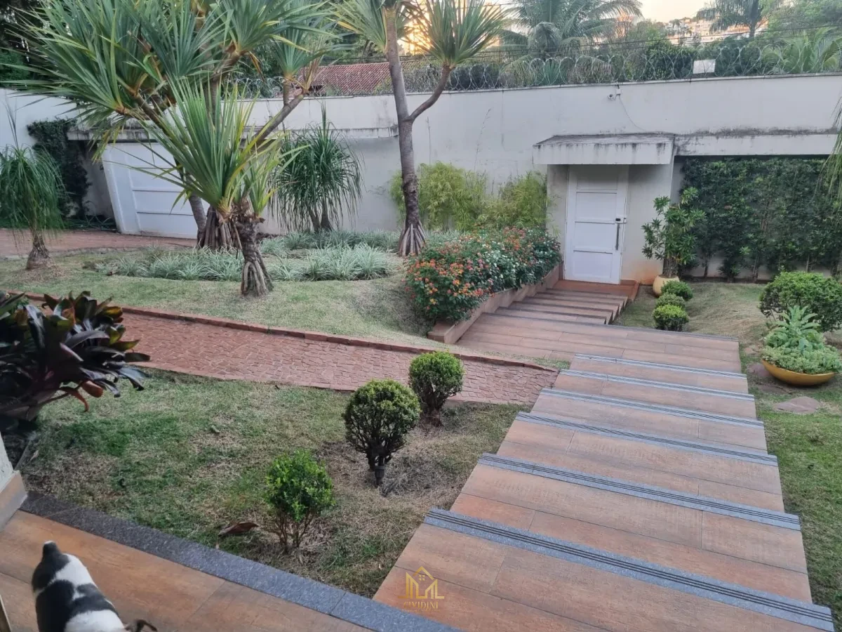 Imagem de Casa à venda no bairro Cidade Jardim em Uberlândia/MG