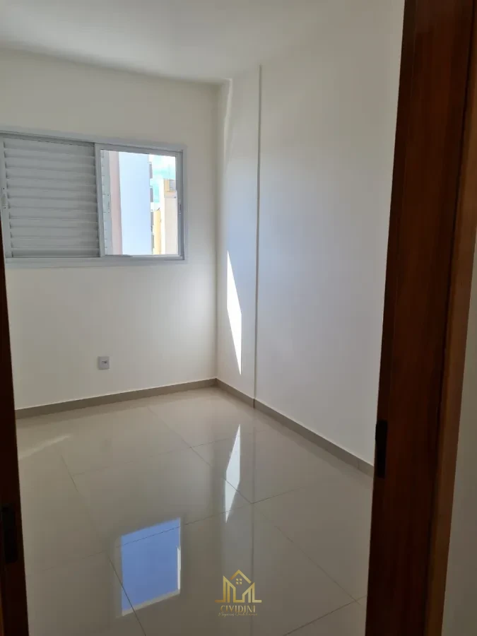 Imagem de Apartamento à venda no bairro Martins em Uberlândia/MG