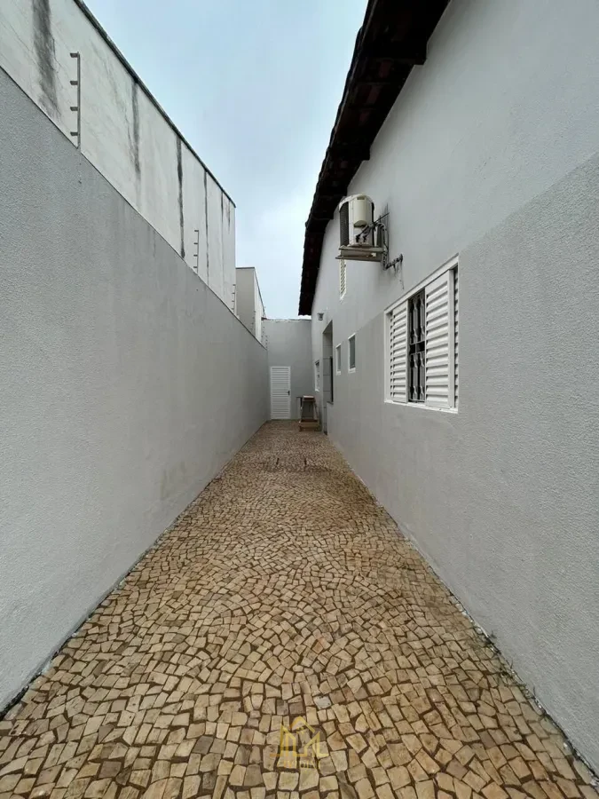 Imagem de Casa à venda no bairro Alto Umuarama em Uberlândia/MG