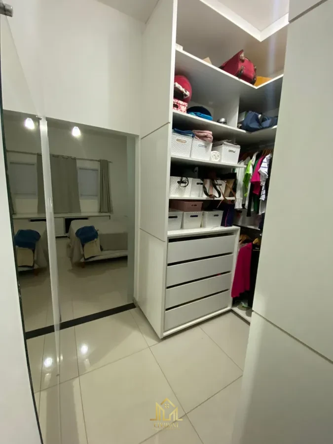 Imagem de Casa à venda no bairro Dona Zulmira em Uberlândia/MG