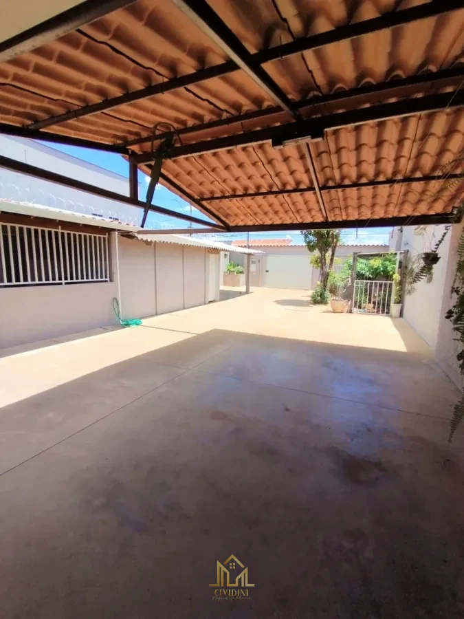 Imagem de Casa à venda no bairro Santa Rosa em Uberlândia/MG