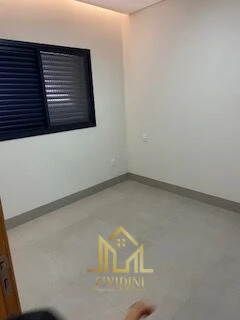 Imagem de Casa à venda no bairro Grand Ville em Uberlândia/MG