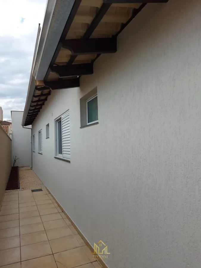 Imagem de Casa à venda no bairro Jardim Inconfidência em Uberlândia/MG