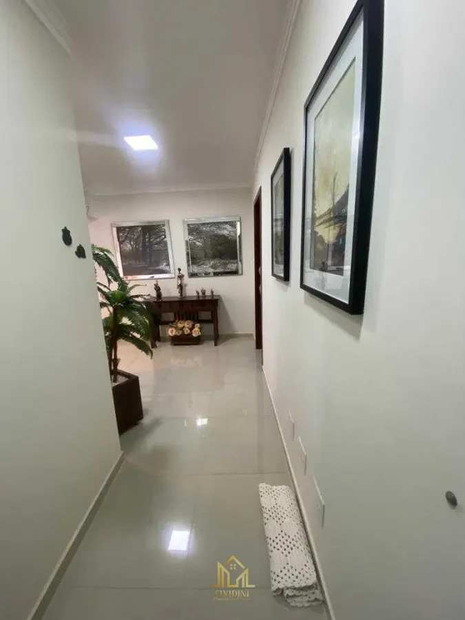 Imagem de Apartamento à venda no bairro Saraiva em Uberlândia/MG