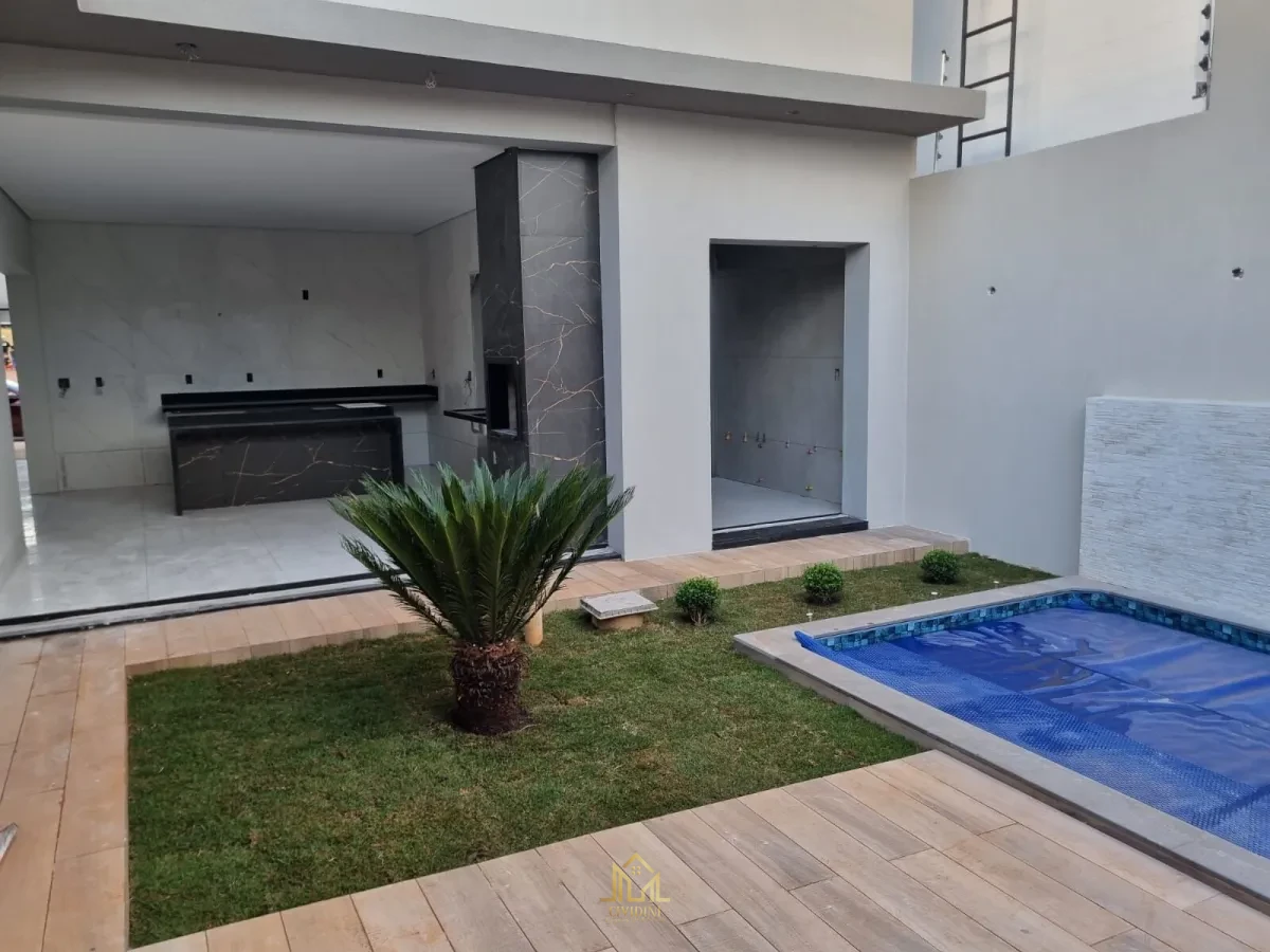 Imagem de Casa à venda no bairro Grand Ville em Uberlândia/MG