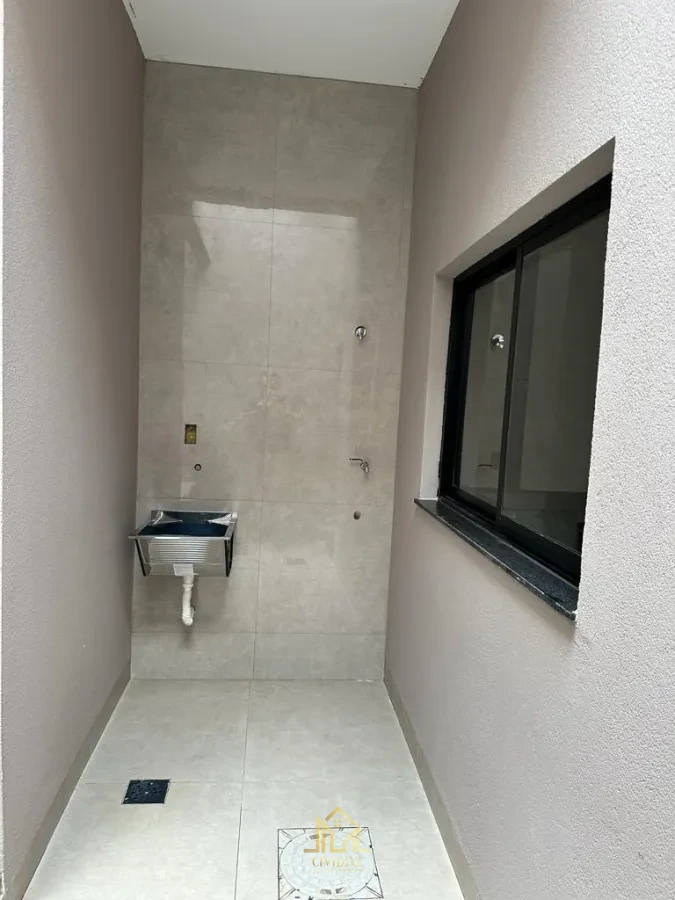 Imagem de Casa à venda no bairro Grand Ville em Uberlândia/MG