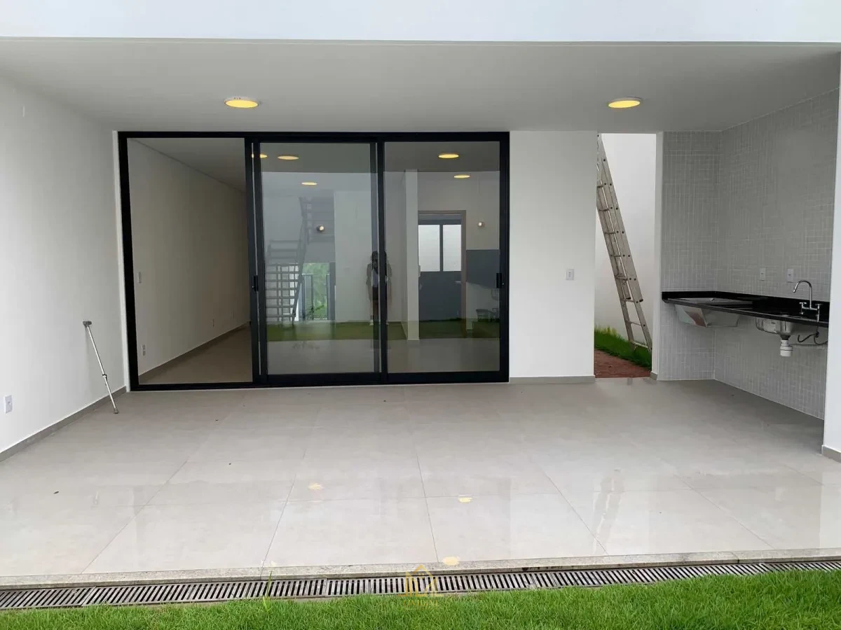 Imagem de Casa à venda no bairro Jardim Karaíba em Uberlândia/MG