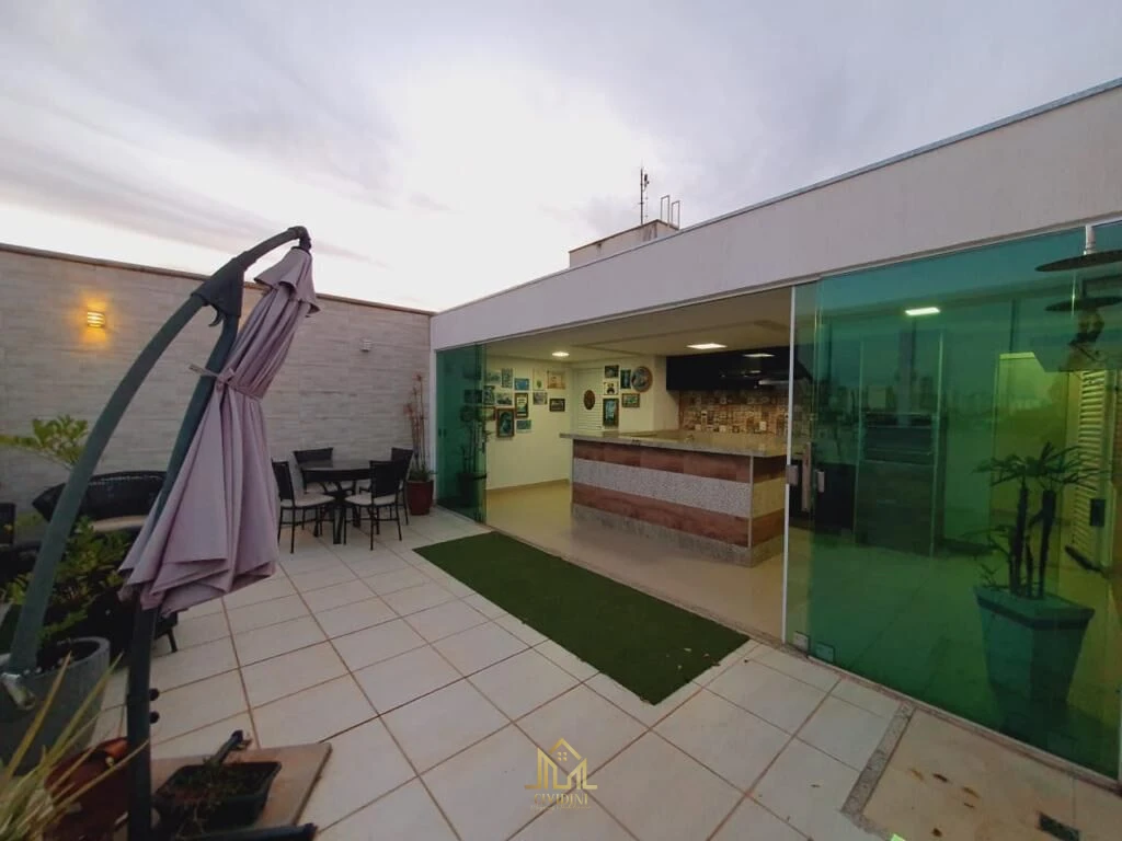 Imagem de Apartamento à venda no bairro Martins em Uberlândia/MG