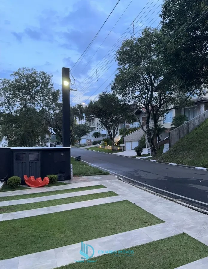 Imagem de ALUGO SOBRADO MOBILIADO RESIDENCIAL ARUJA 5