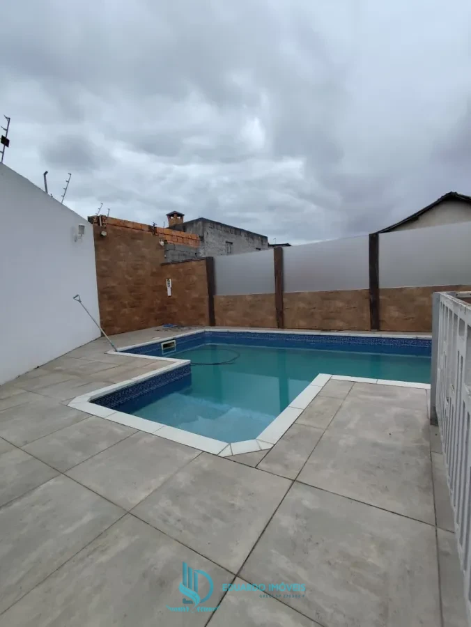 Imagem de VENDO Sobrado com Piscina em Aruja