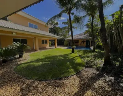 Imagem de Casa Alto Padrão à Venda – Próxima ao Vogue Square | Condomínio Fechado