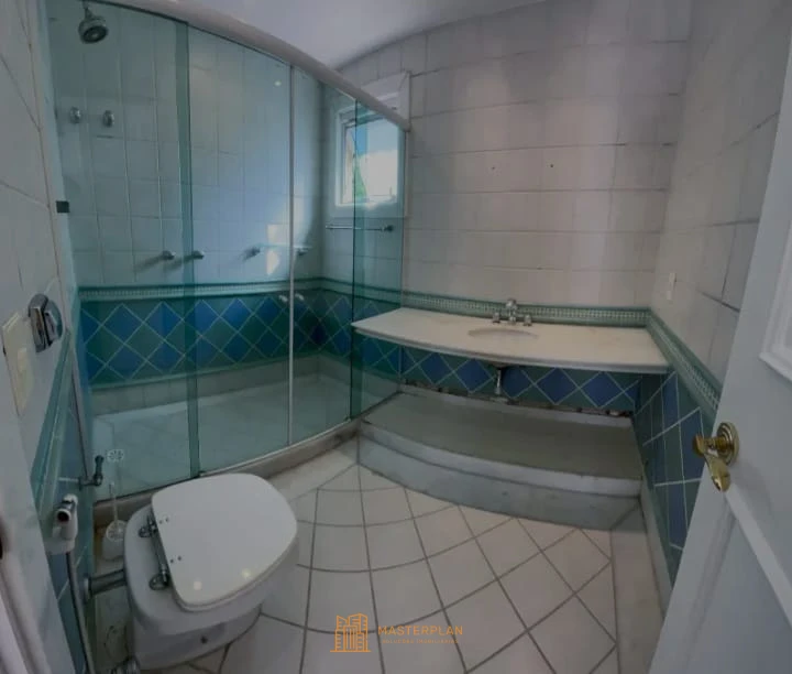 Imagem de Casa Alto Padrão à Venda – Próxima ao Vogue Square | Condomínio Fechado