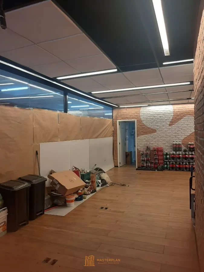 Imagem de Loja Comercial na Galeria 346 – Frente para Rua | Pronta para Uso