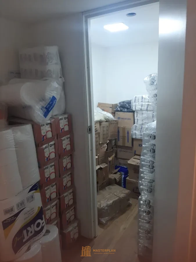 Imagem de Loja Comercial na Galeria 346 – Frente para Rua | Pronta para Uso