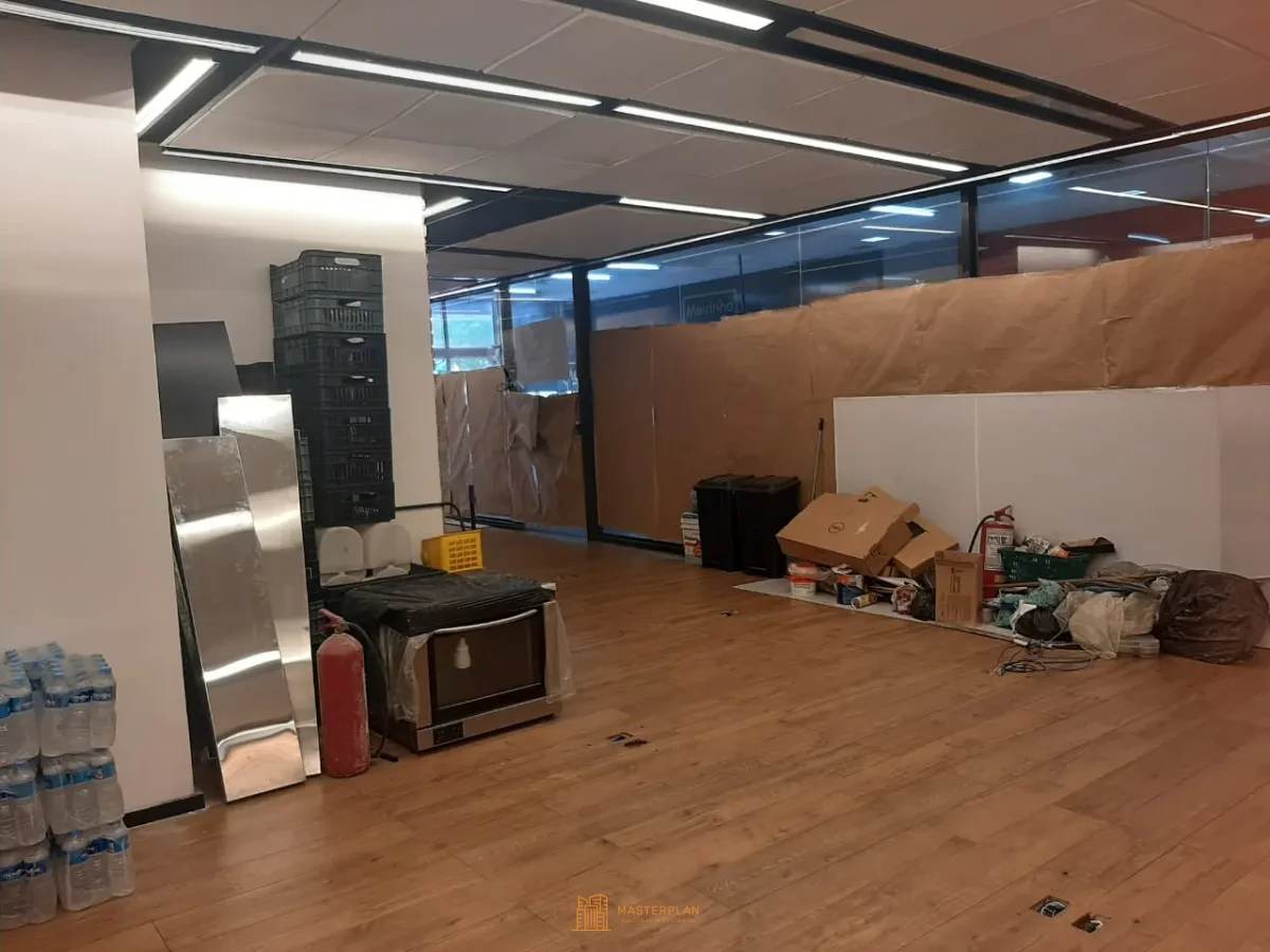 Imagem de Loja Comercial na Galeria 346 – Frente para Rua | Pronta para Uso