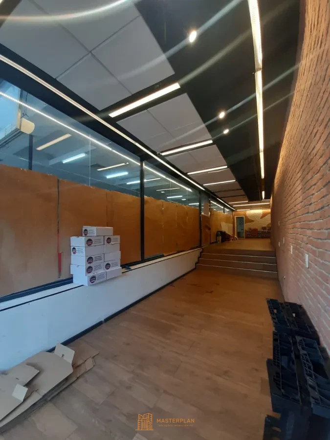 Imagem de Loja Comercial na Galeria 346 – Frente para Rua | Pronta para Uso