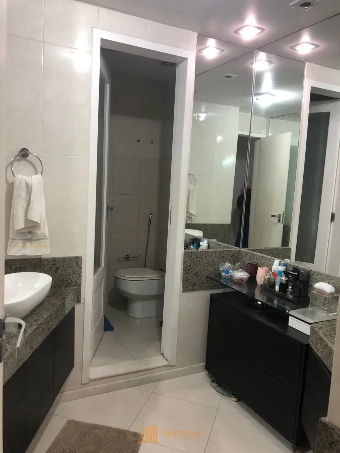 Imagem de Vendo Apartamento de Alto Padrão – Ipanema | 255 m² | 3 Quartos + Jardim de Inverno