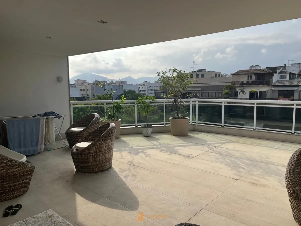 Imagem de Vendo Apartamento de Alto Padrão – Ipanema | 255 m² | 3 Quartos + Jardim de Inverno