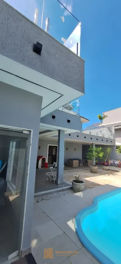 Imagem de Casa Ampla e Reformada com 5 Suítes | Condomínio Jardim Itaúna – Vargem Grande