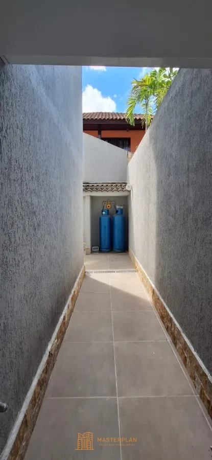 Imagem de Casa Ampla e Reformada com 5 Suítes | Condomínio Jardim Itaúna – Vargem Grande