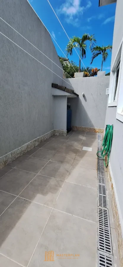 Imagem de Casa Ampla e Reformada com 5 Suítes | Condomínio Jardim Itaúna – Vargem Grande