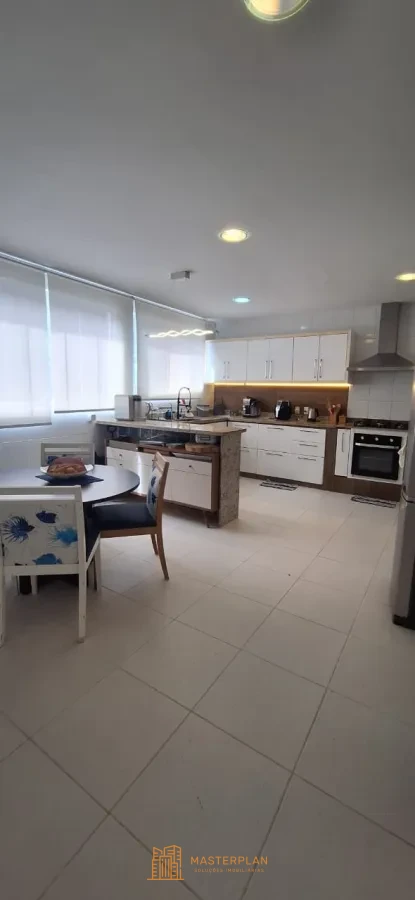 Imagem de Casa Ampla e Reformada com 5 Suítes | Condomínio Jardim Itaúna – Vargem Grande