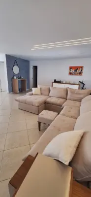 Imagem de Casa Ampla e Reformada com 5 Suítes | Condomínio Jardim Itaúna – Vargem Grande