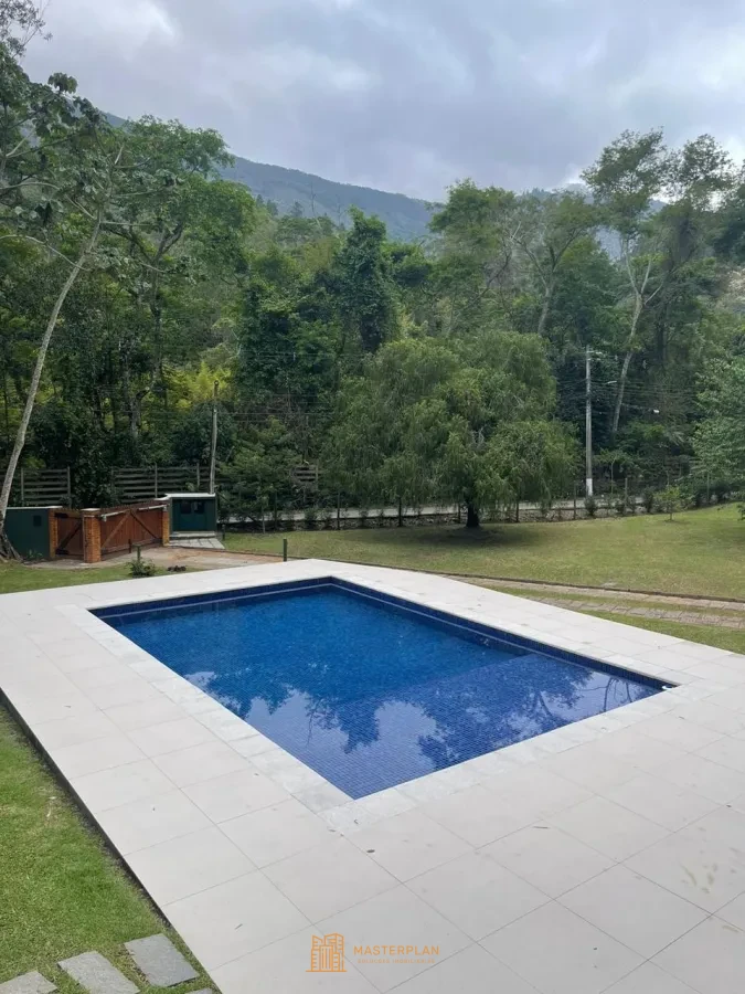 Imagem de Casa Alto Padrão com Vista Deslumbrante - Petrópolis-Rj