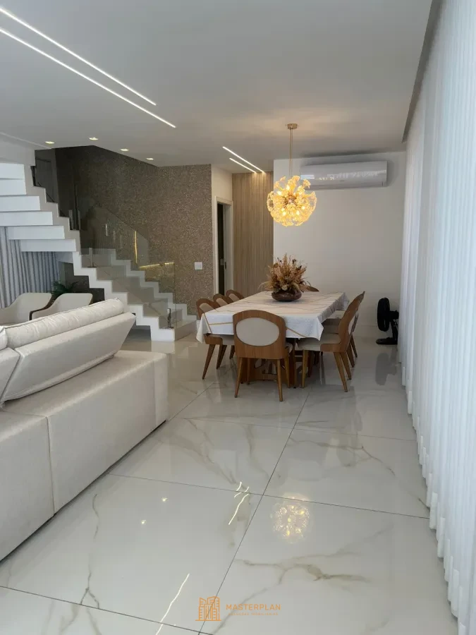 Imagem de Residência de alto padrão no Condomínio Riviera Del Sol – Recreio dos Bandeirantes