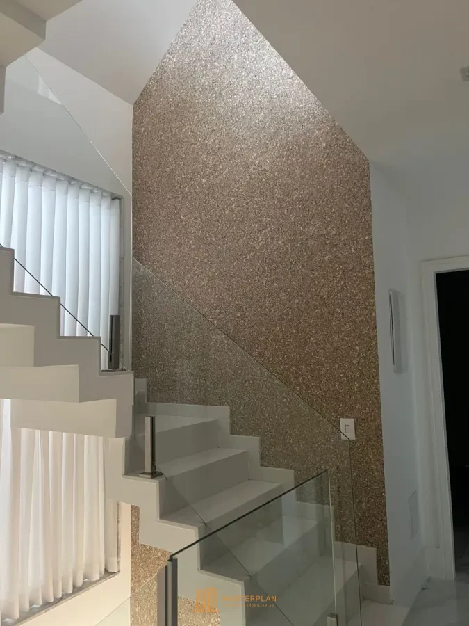 Imagem de Residência de alto padrão no Condomínio Riviera Del Sol – Recreio dos Bandeirantes