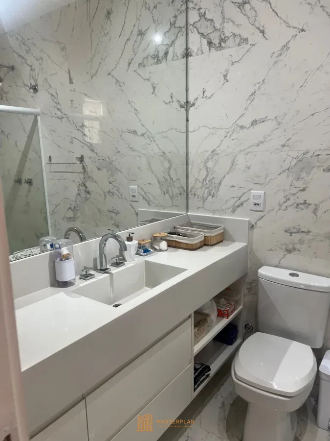 Imagem de Residência de alto padrão no Condomínio Riviera Del Sol – Recreio dos Bandeirantes